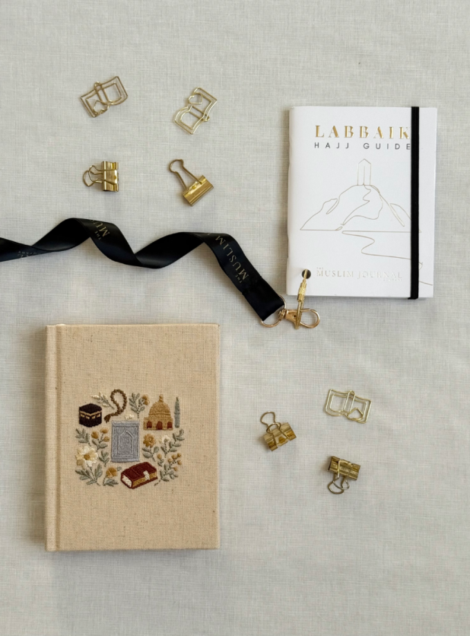 Bundle: Labbaik Mini Hajj Guide Book With Black Lanyard + Mini Embroidered Notebook