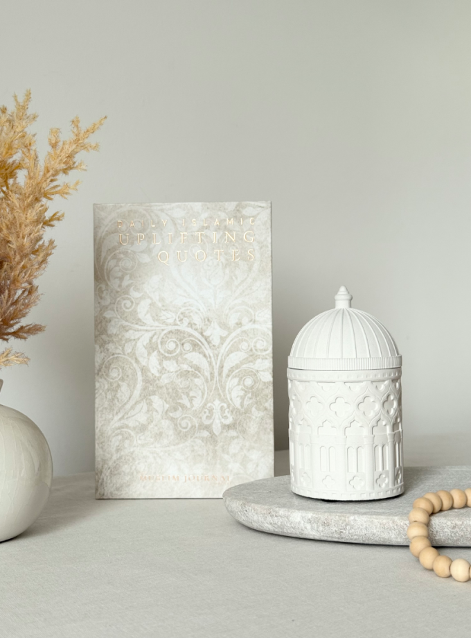 Bundle: Uplifting Islamic Quotes Card Deck + The Alhambra Candle