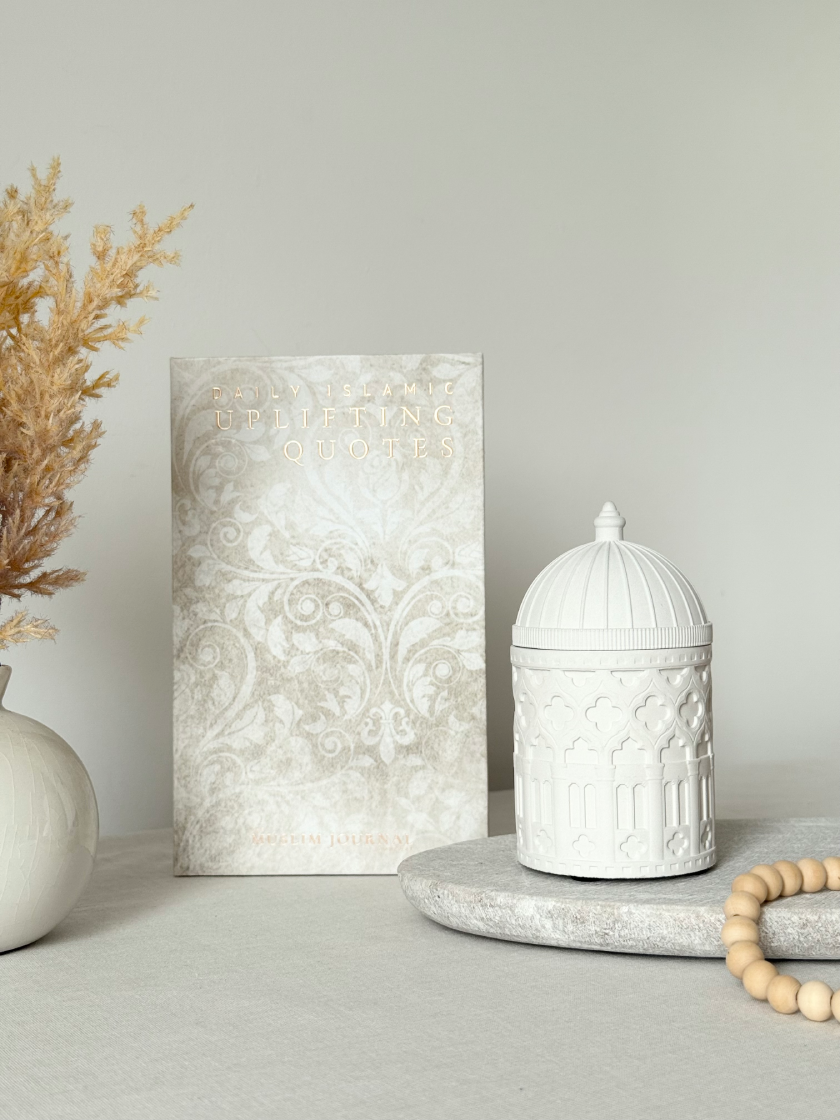 Bundle: Uplifting Islamic Quotes Card Deck + The Alhambra Candle
